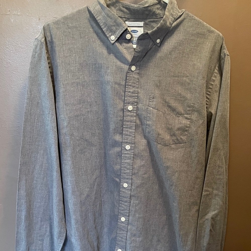 Old Navy Charcoal Casual Button-Down Shirt